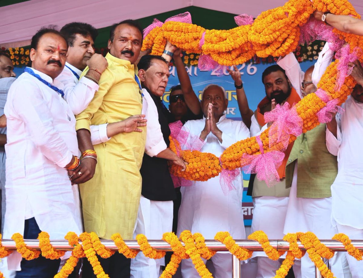 Nitish Kumar tweet media