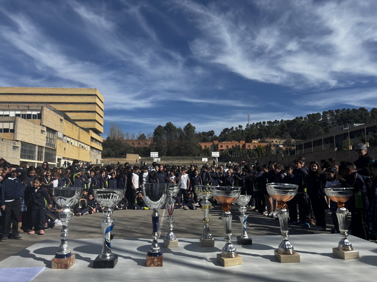 FEC La Sagrada Familia tweet media