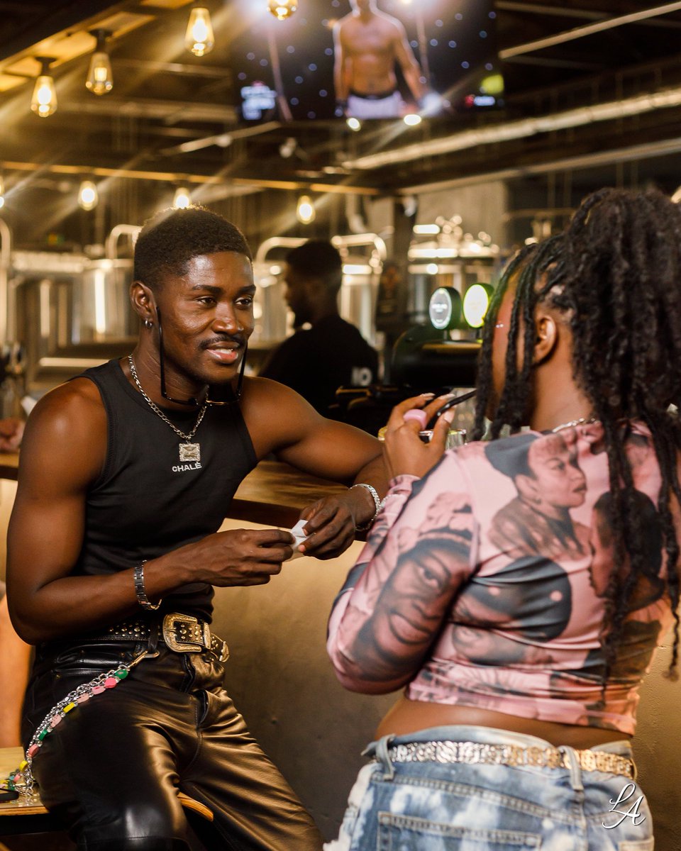 ᴇꜱꜱ ᴛʜᴇᴇ ʟᴇɢᴇɴᴅ 🍷 tweet media