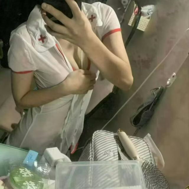 XuanhanM29932's tweet photo. 上海m https://t.co/pCc1ZG1PlA