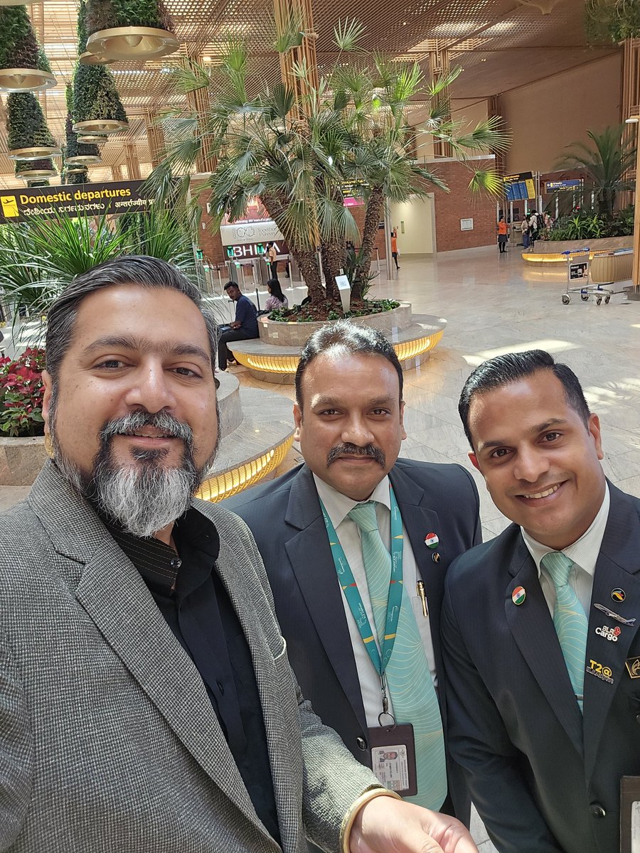 Vivek and Chandan.. the amazing folks from <a href="/BLRAirport/">BLR Airport</a> who helped me out this morning. Grateful