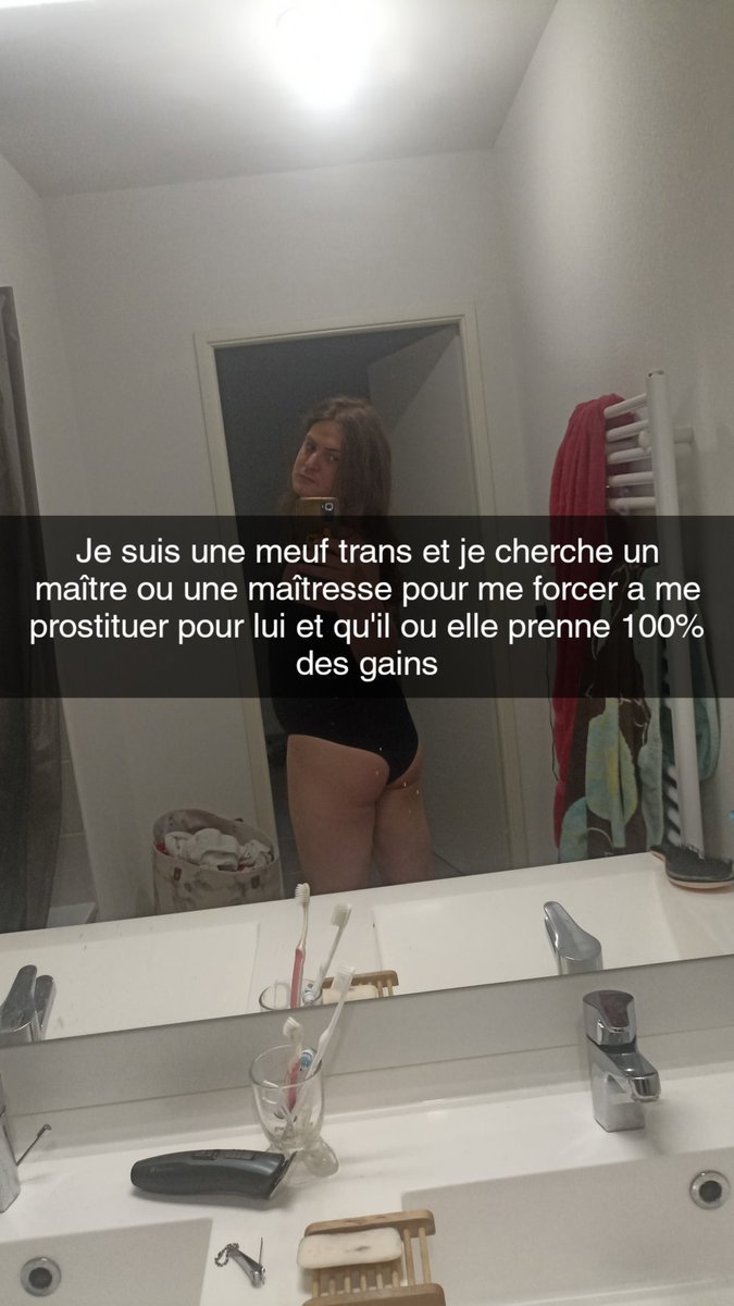 Emilie trans tweet media