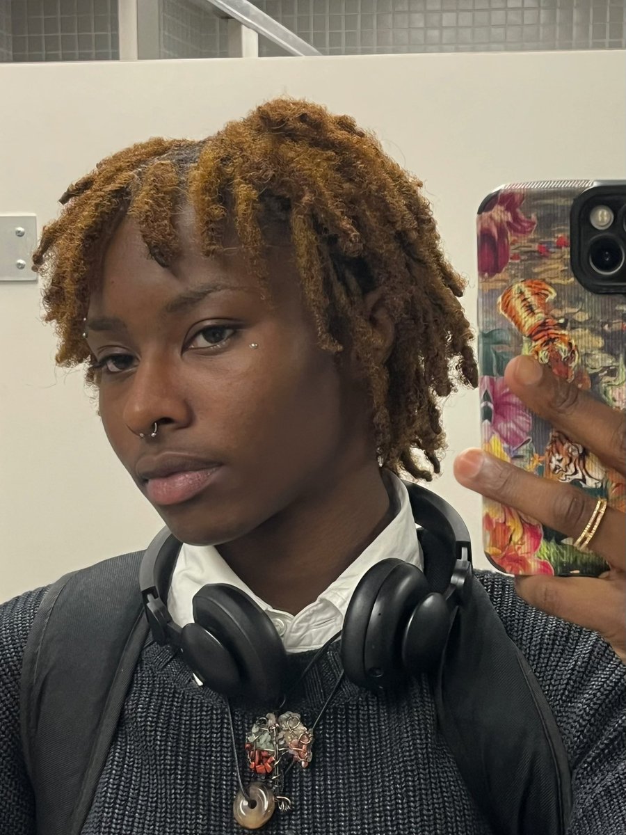 Sí 🪬 tweet media