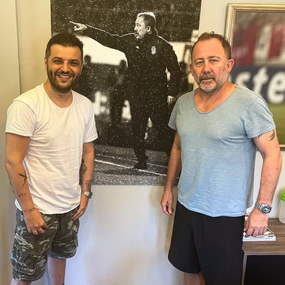 Reusinyo tweet media