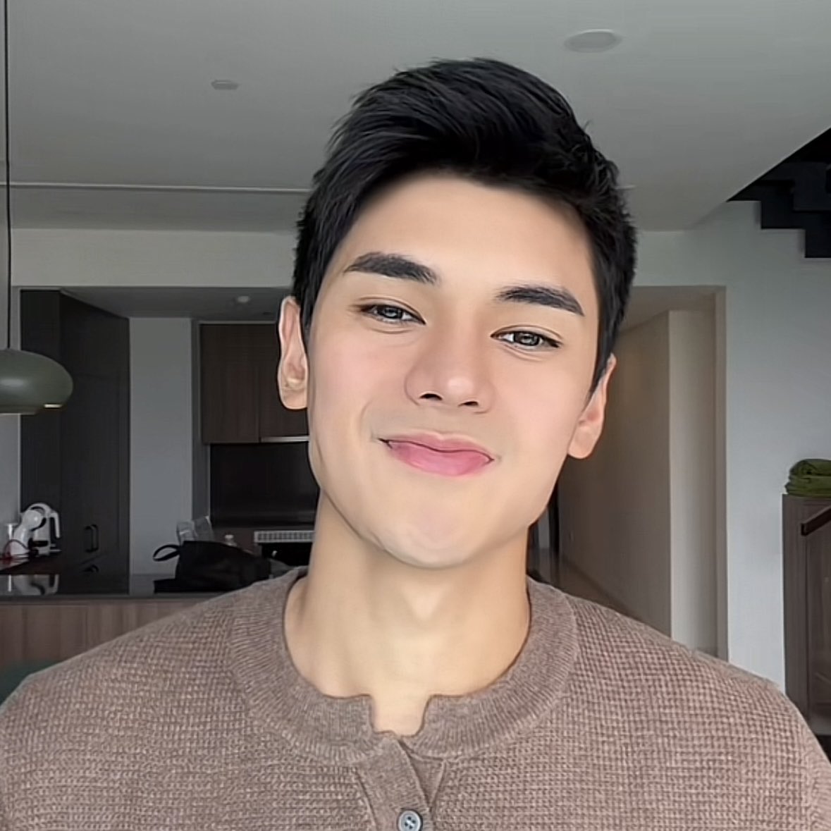 dusnaps ✮⋆˙ tweet media