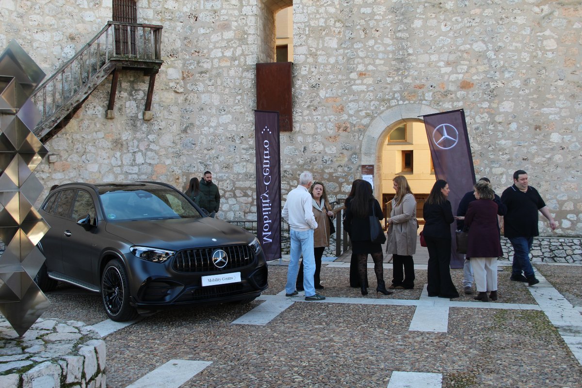 Mobility Centro - Mercedes tweet media