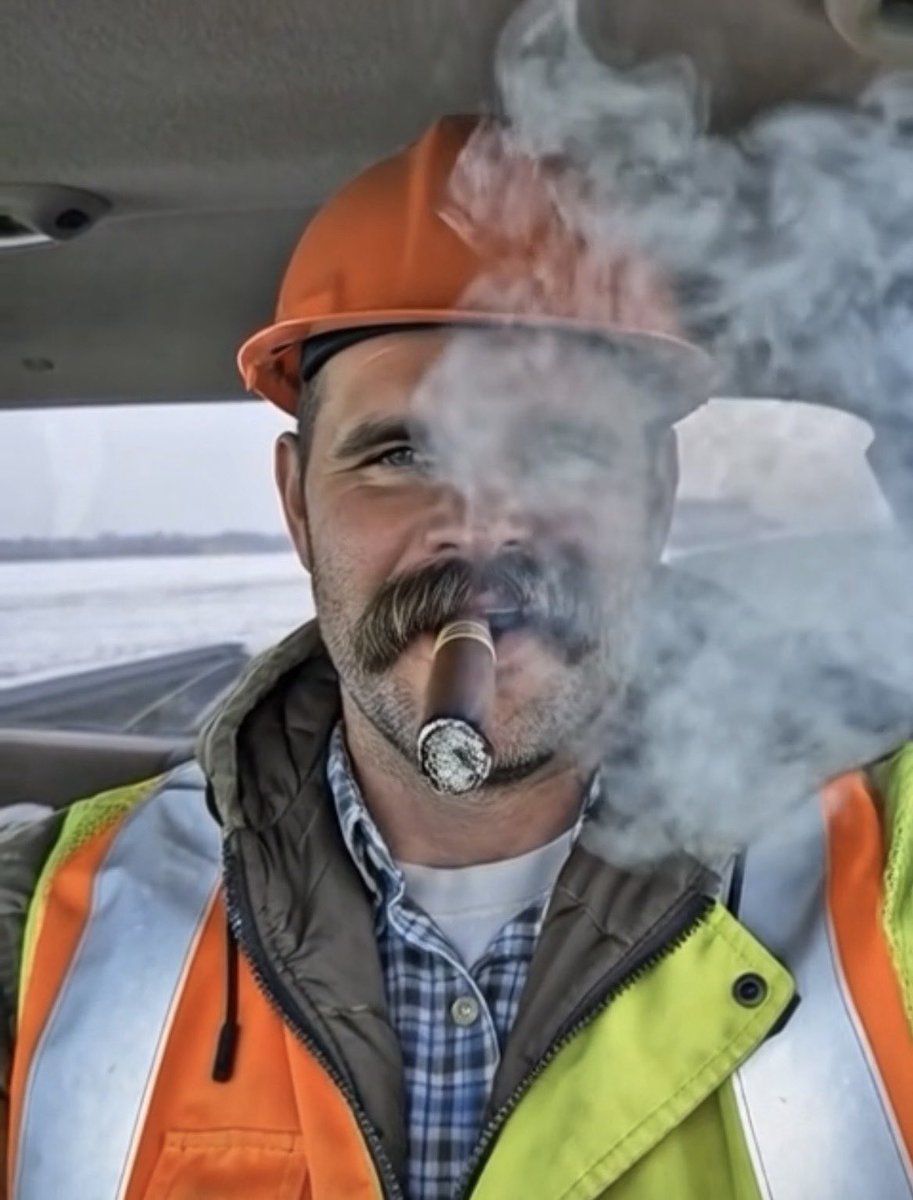 ULTRA Grizzly Biker DAD tweet media