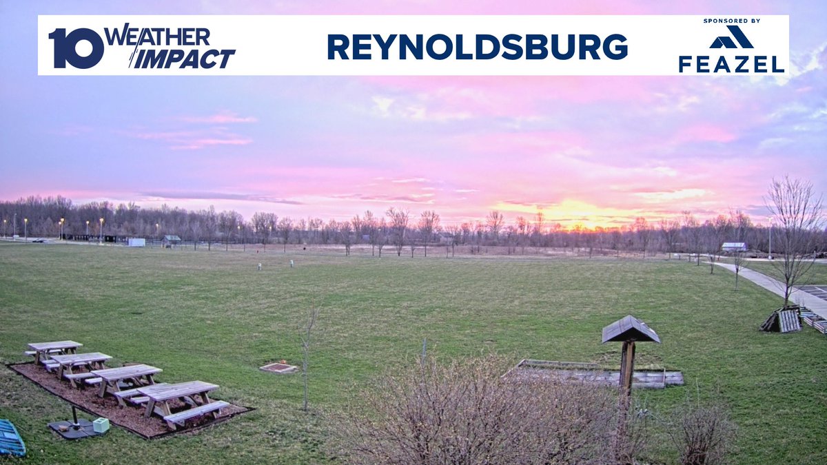 GarofaloWX's tweet image. I'm getting an idea that today's sunrise is stunning where there are breaks in the clouds 😍

Anyone else get a good view? I'm inside so relying on you! 

#ohwx #ColumbusOhio #sunrise