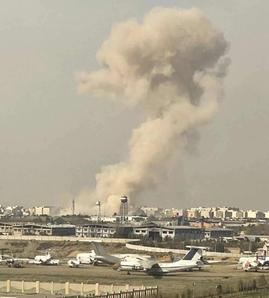 صور ومزاعم بقصف مطار مهرآباد في طهران دون تأكيد رسمي