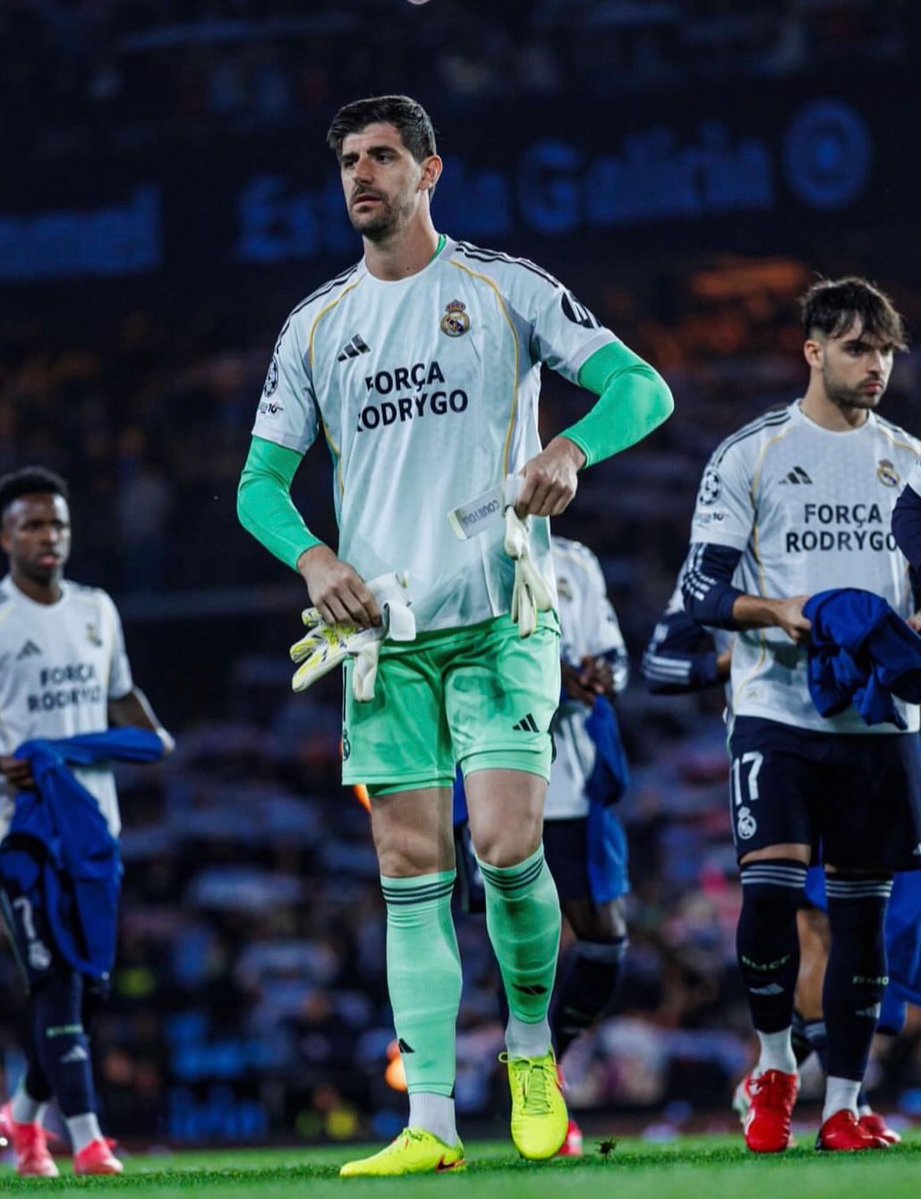 The Touchline | 𝐓 tweet media