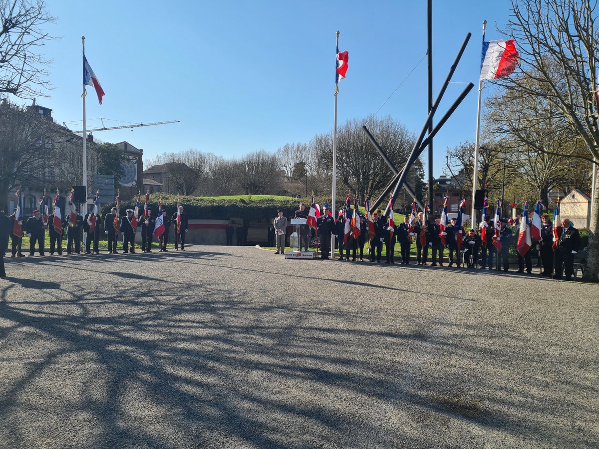 Monsieur <a href="/FraPiquemal/">François Piquemal</a> ne doit pas aimer les cérémonies patriotiques !
Ce matin il était indisponible !
Aucune présence de la "liste de la honte ".
Pas de #Melenchon au #Capitole !
<a href="/jmoudenc2026/">Protégeons l’Avenir avec Jean-Luc Moudenc</a>