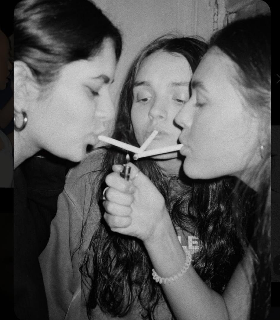 𝓐 𝓻 𝓼 𝓸 𝓷 tweet media