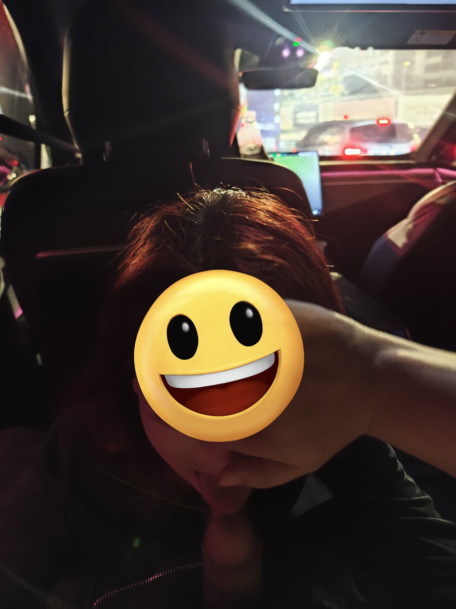 Niceplacetofuck's tweet photo. 代驾小哥应该看到了吧 https://t.co/lOkJnXogL9