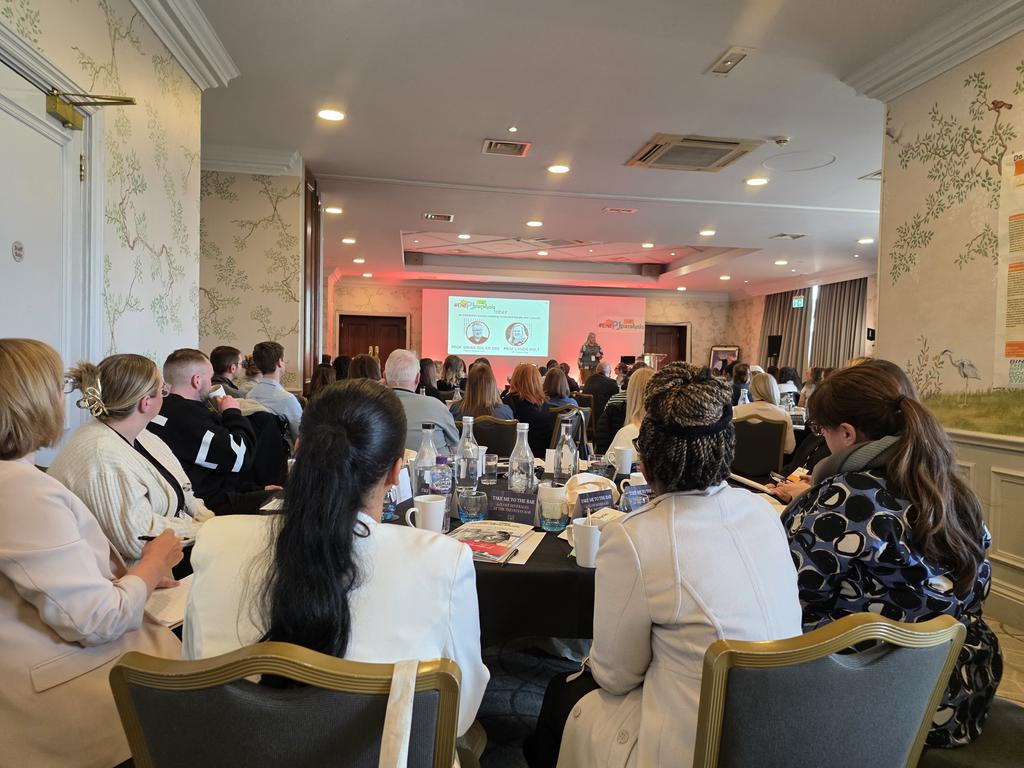 Richard Lee MBE CStJ QAM FIMC FCPara tweet media