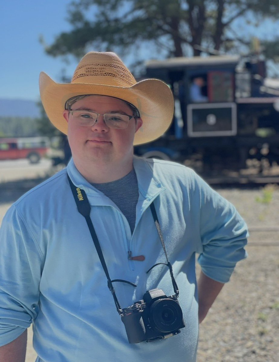 Downs & Towns 📷 tweet media