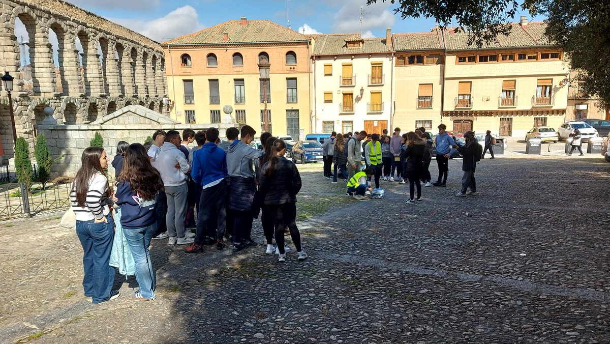 Canal Lector tweet media