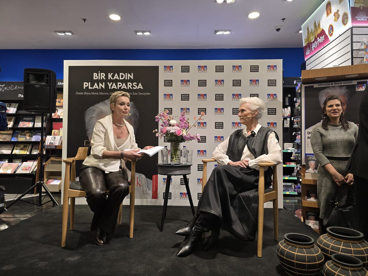 Maye Musk tweet media