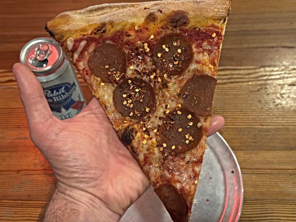 Timothy Hellman tweet media