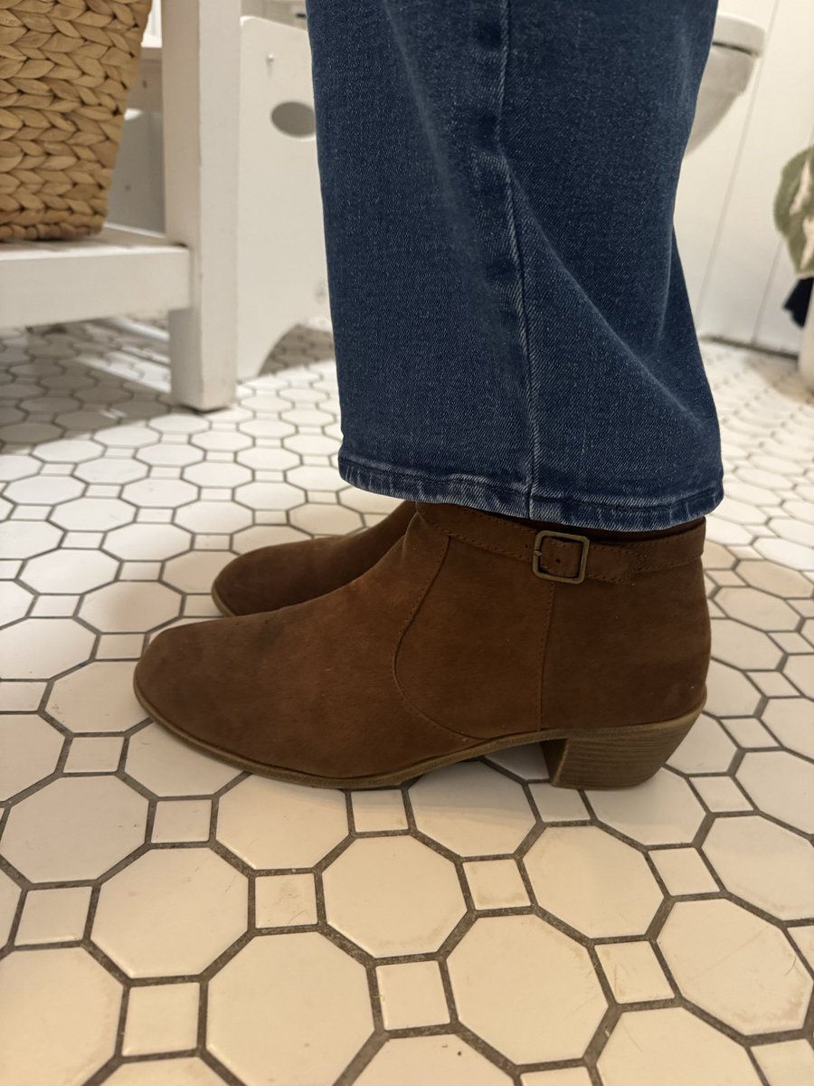 Ivory Steps tweet media