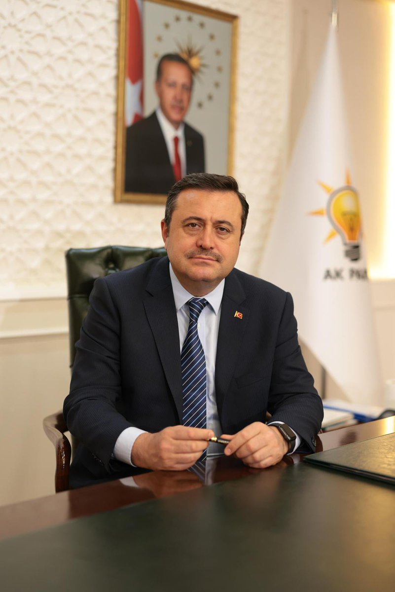 AK Parti Gaziantep İl Başkanı Fatih Muhaddis Fedaioğlu, Ramazan Bayramı dolayısıyla bir mesaj yayımladı.
yankigazetesi.com/haber-il-baska…

<a href="/fmfedaioglu/">Fatih Muhaddis FEDAİOĞLU</a>