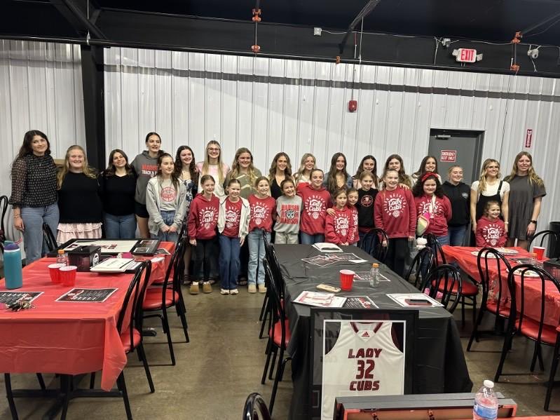 madisonladycubs's tweet image. 🏀 BANQUET 25-26🏀
The Lady Cubs celebrated this group of young ladies last night. Thank you to the Madison Fun Factory for accommodating us! These girls had a great year &amp;amp; the evening was highlighted by letters from our young Lady Cubs to our high school Lady Cubs. Go Lady Cubs!
