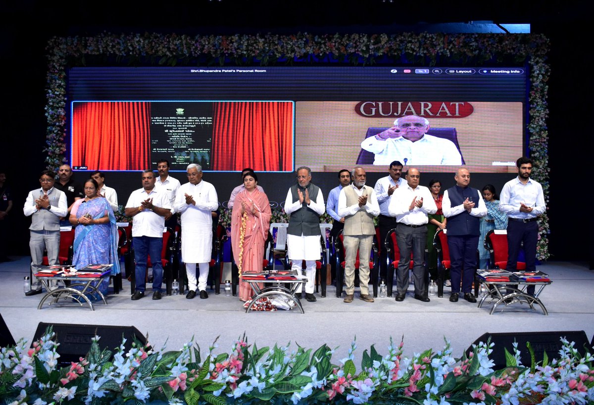 CMO Gujarat tweet media