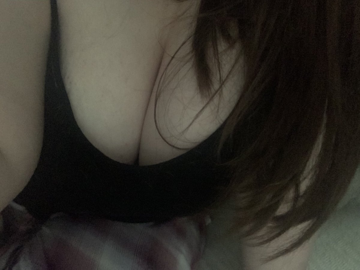 #comgirl era mel tweet media