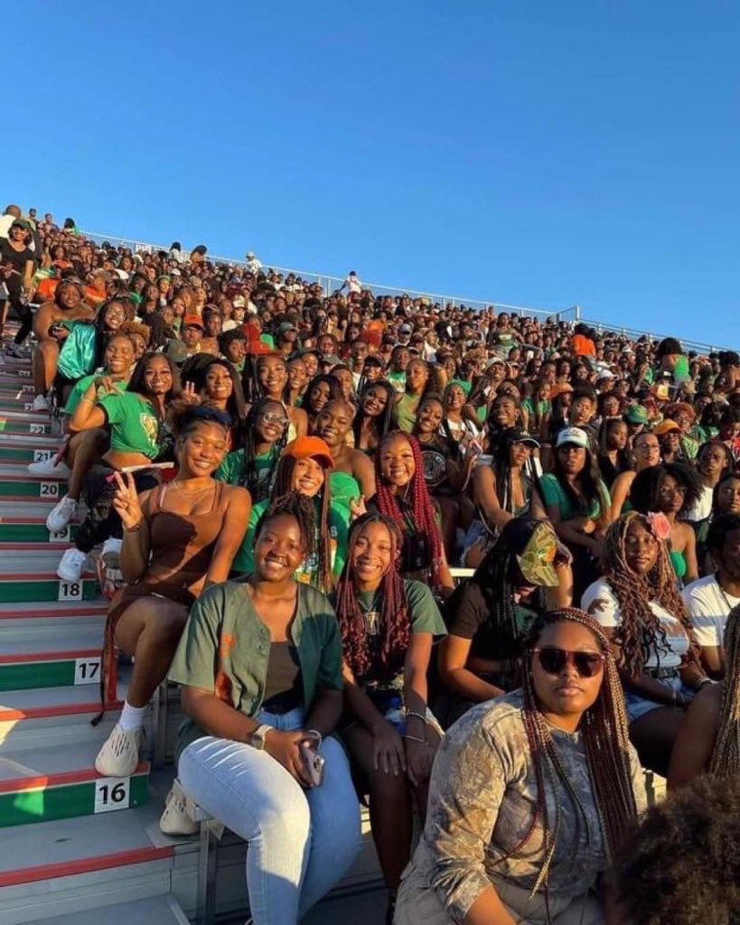 🅾️Ⓜ️🅾️òlá 🕊️🍒 tweet media