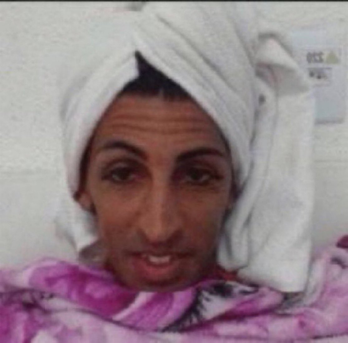 neguinho da beija flor tweet media