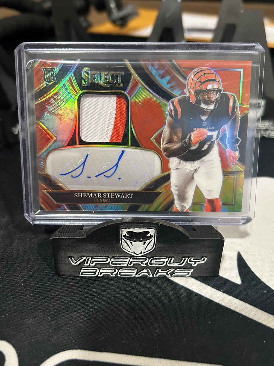 viperguybreaks tweet media