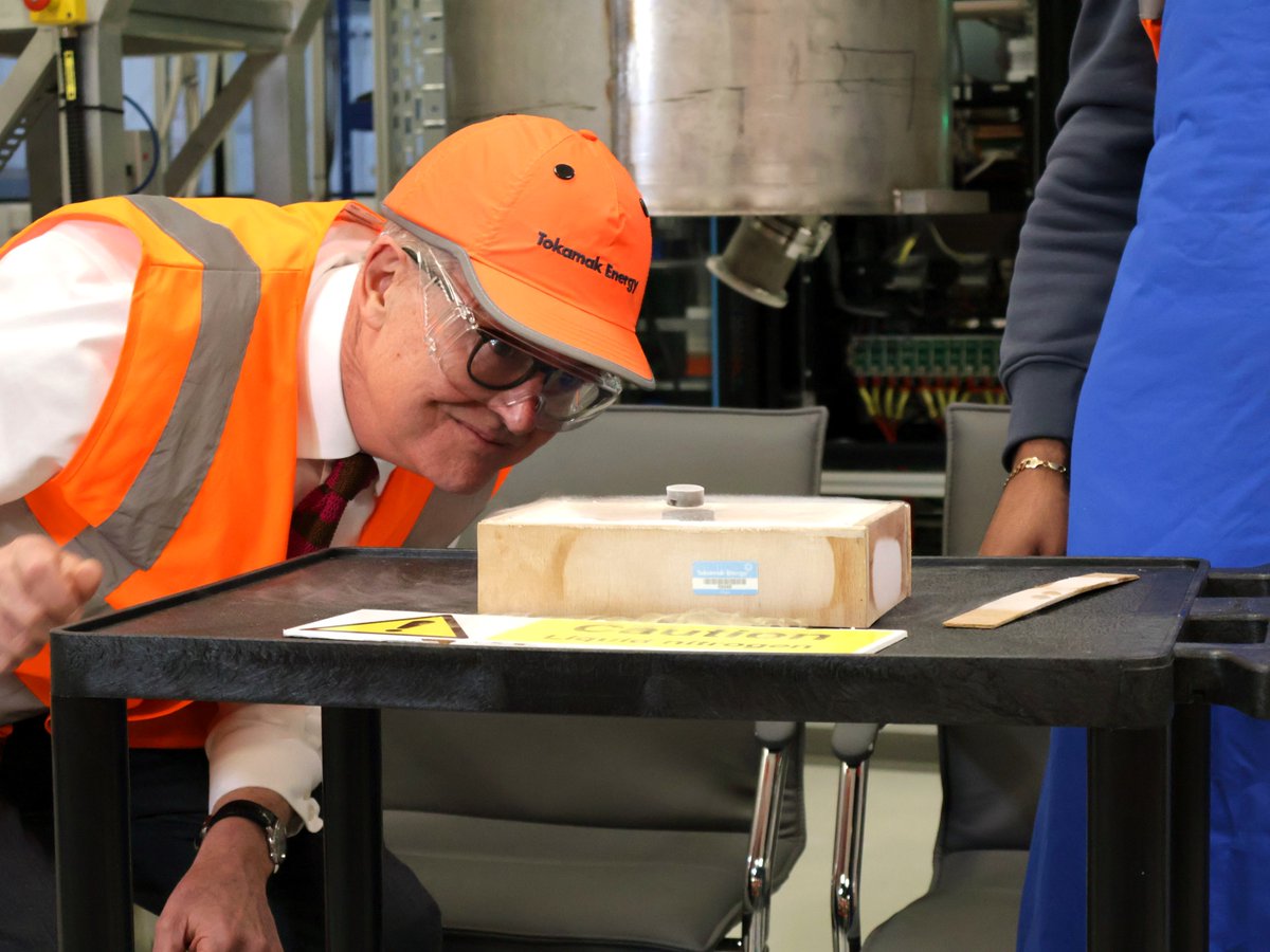 TokamakEnergy's tweet photo. Showcasing #superconductivity in action at @TokamakEnergy, it was fantastic to welcome social media science creator @bigmanny1_  alongside Lord Vallance, Minister for Science, Innovation, Research and Nuclear, to carry out a #superconducting experiment using liquid nitrogen under the guidance of our Head of Magnets R&D, Greg Brittles. 

When a high‑temperature #superconductor is cooled with a #magnet positioned above it, it 'locks' the magnetic field in place, allowing the magnet to float stably above it.

This is the same high‑temperature superconducting (HTS) technology that will be fundamental to commercial #fusion as well as opening up exciting opportunities in other sectors, from power distribution to a new generation of compact, highly efficient motors and generators.

Watch the video on Instagram:
👇
https://t.co/qFlQ1PqevV

@energygovuk @SciTechgovuk 
#Superconductors #Fusion #Limitless #Innovation