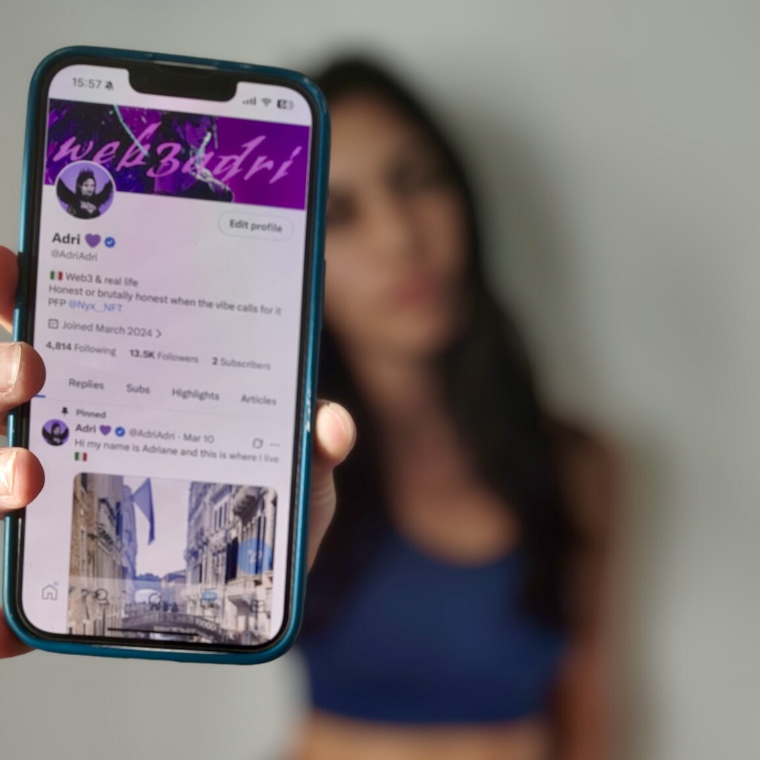 Adri 💜 tweet media