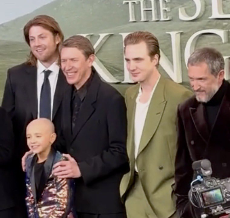 stark. 🗡️ dunkaerion era tweet media