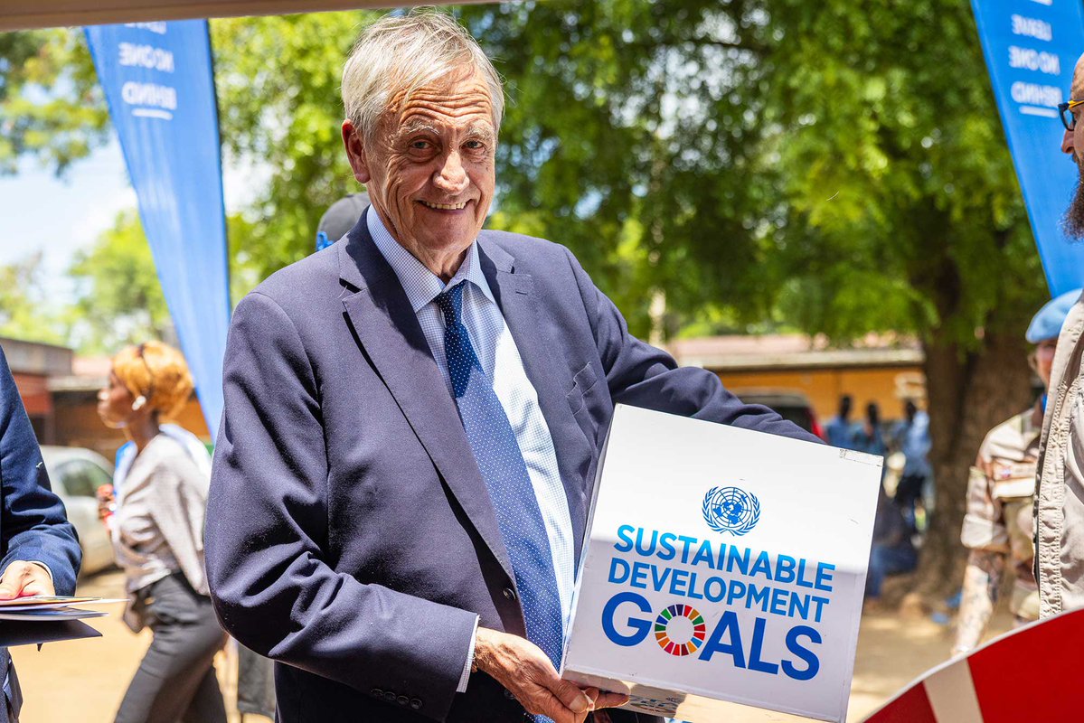 Nelson Muffuh tweet media