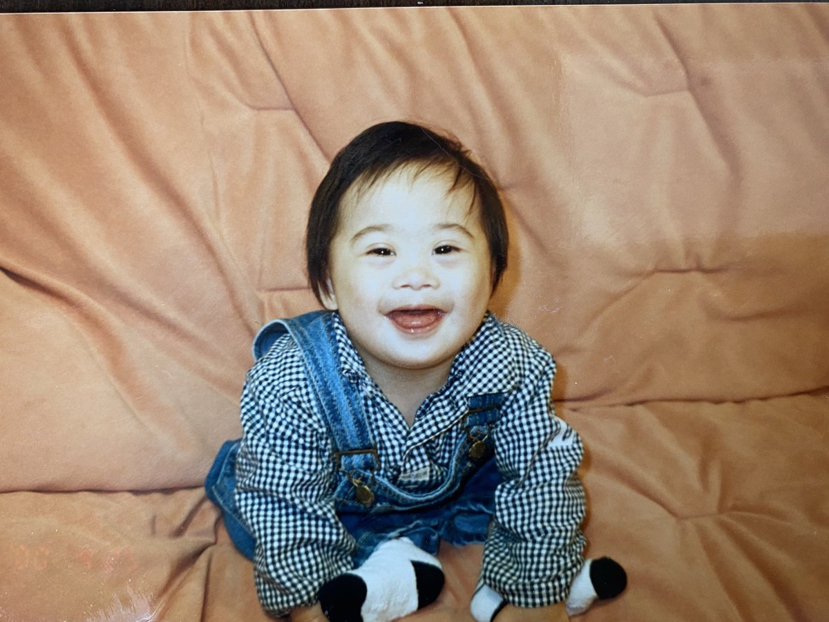 erinaS_SHUN3's tweet photo. みんなより1本多い染色体✨
マイナスよりも、
ユニークな魅力に気がつくのは、
一緒にいること。
話してみること。
遊んでみること。

3月21日は、#世界ダウン症の日　🌏

#ヘラルボニー世界ダウン症の日 

知ったら、ちょっと優しくなれる

ちょっとの優しさで、
人生が豊かになるかも💓

#ダウン症 https://t.co/pvflQpVw3E