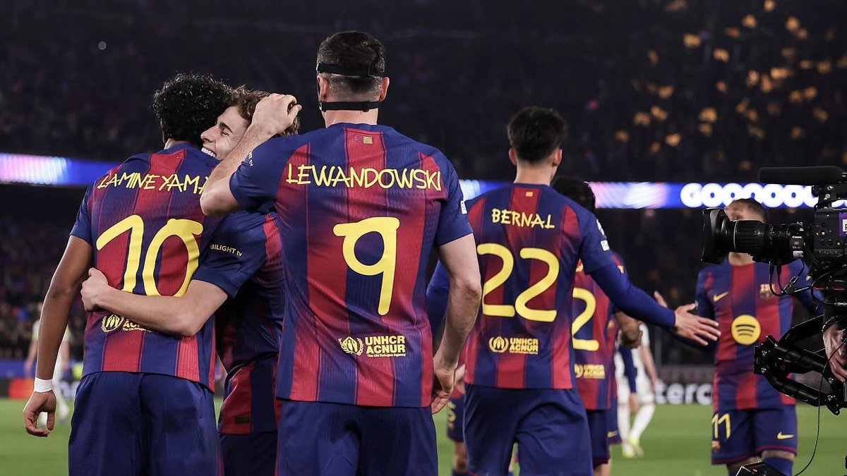 𝟭𝟴𝟵𝟵 tweet media