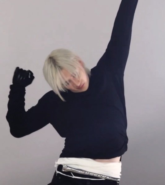 chn_big_bottom tweet media