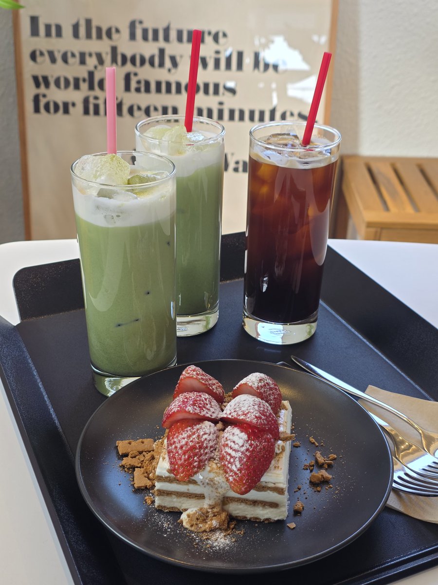 모돈이 tweet media