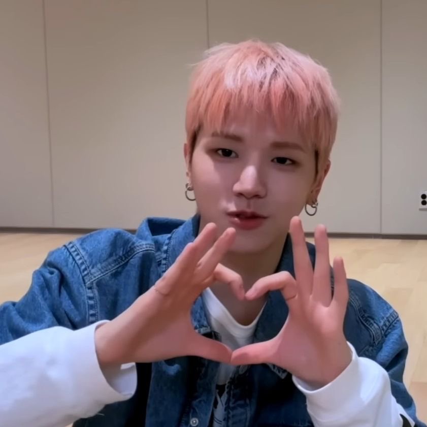 ◝☆ㅠ ̫ ㅠ꙳.⋆ tweet media