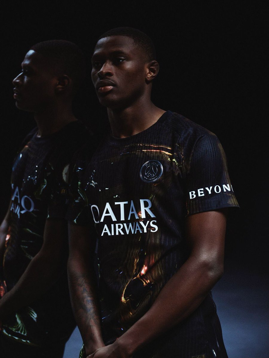 Maxi Kits tweet media