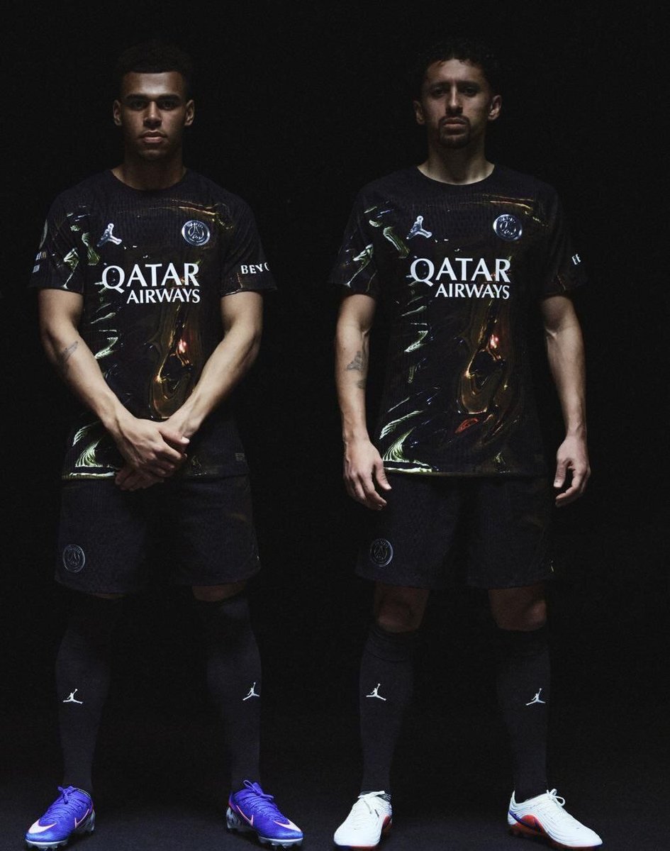 Maxi Kits tweet media