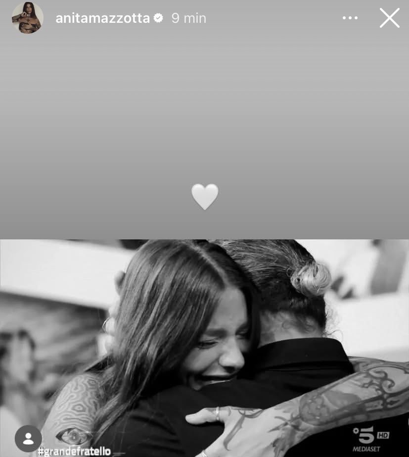 lisa cat 🐈⬛ tweet media