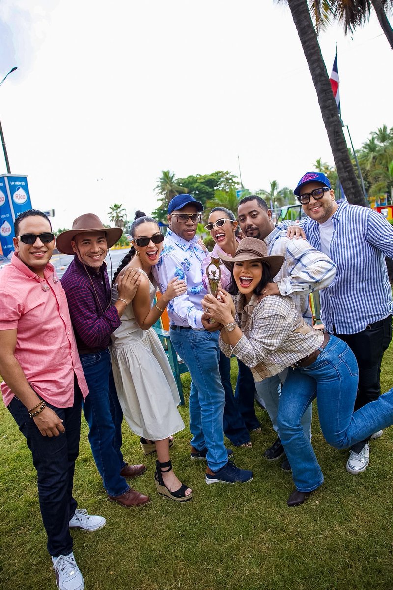 Esto no es radio tweet media