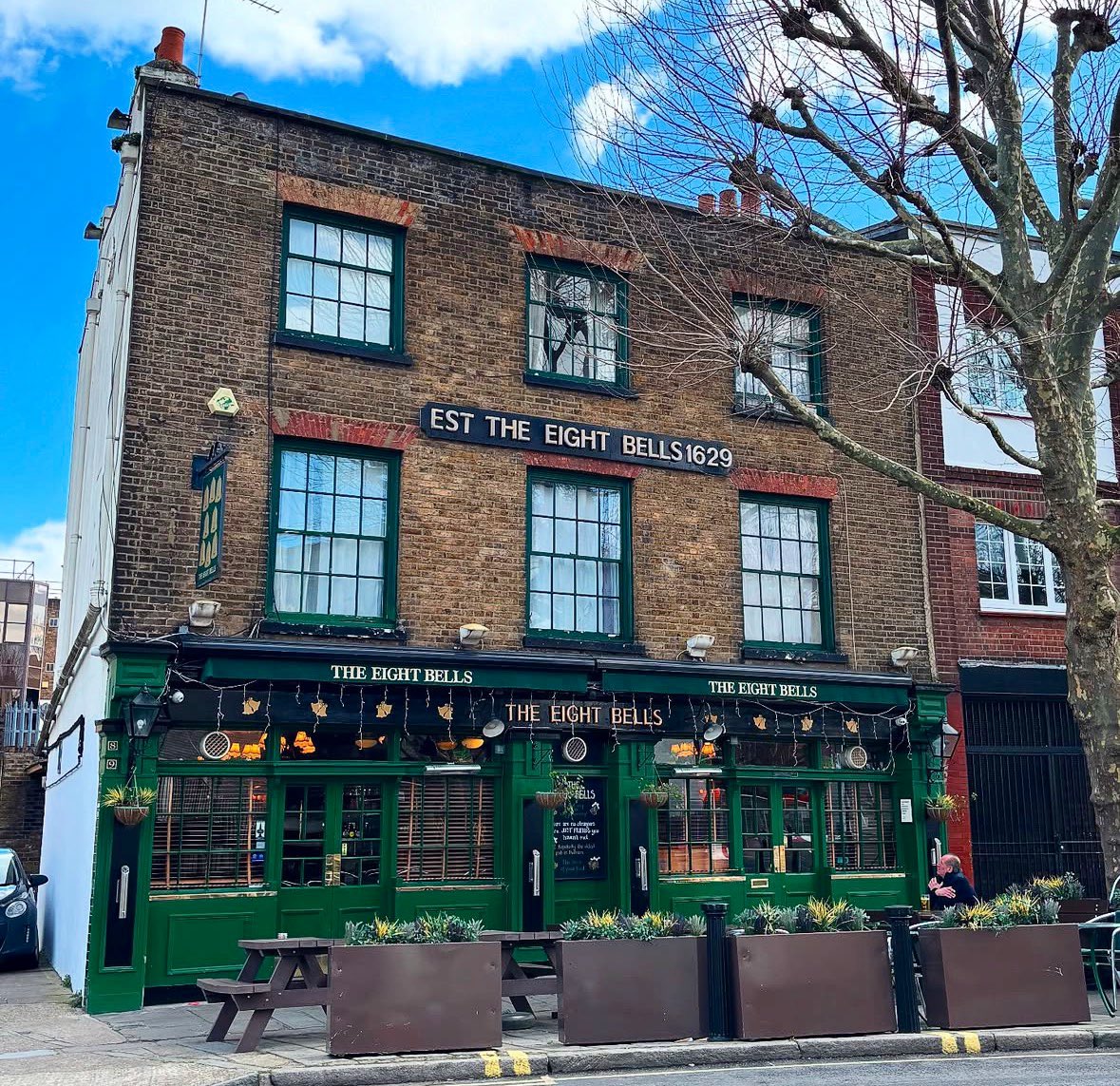 London Pub Map tweet media