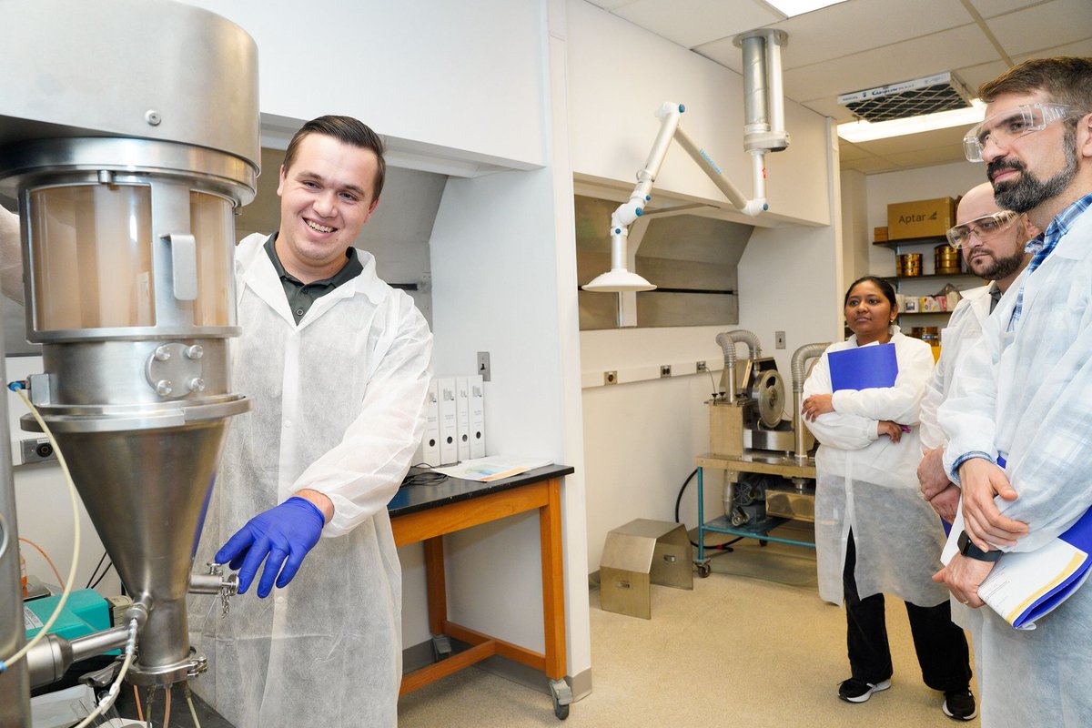 University of Maryland School of Pharmacy tweet media