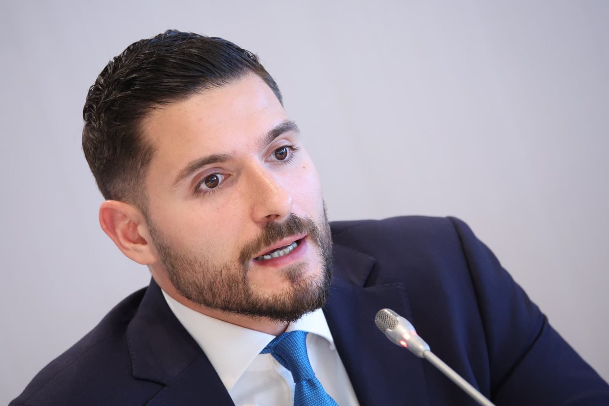 Alex Borg tweet media