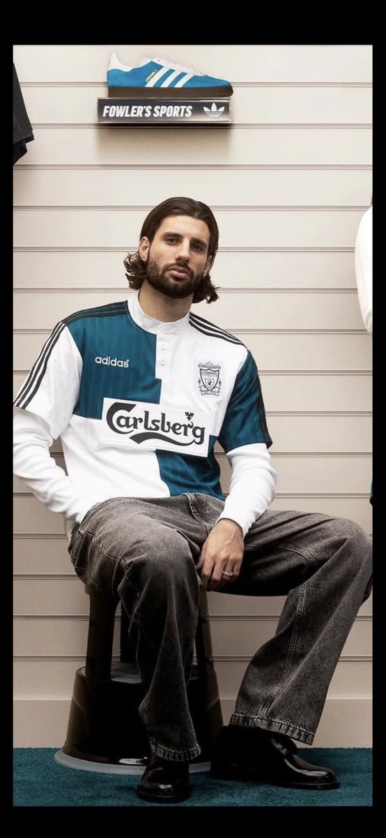 SirProspero's tweet photo. Who has a better face card @LiverpoolFC @ManUtd https://t.co/yy5EHHyxd6