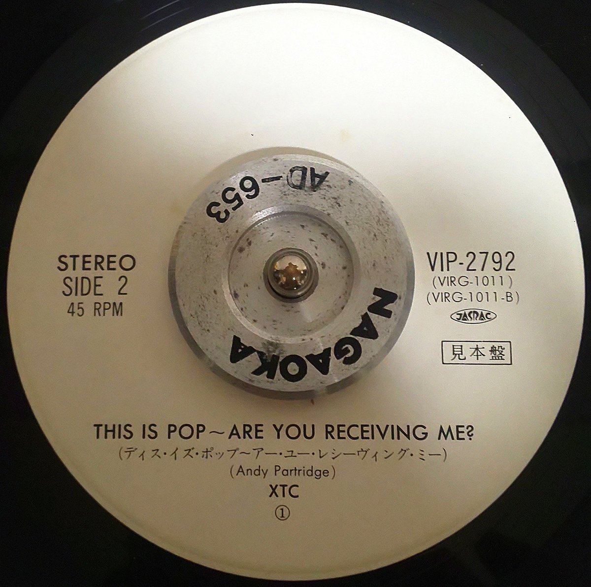 たまぞう tweet media