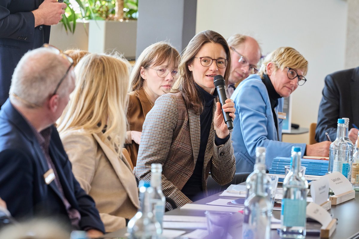 bmwfoundation's tweet photo. Nearly 3M young people lack formal qualifications by age 34. This isn’t marginal—it’s systemic.

We convened leaders in Berlin as a part of the Impact Alliance w/ @_Joblinge &amp; Unternehmerstiftung für Chancengerechtigkeit: turning dialogue into implementation &amp; scaling what works. https://t.co/w3bDLiiOEM