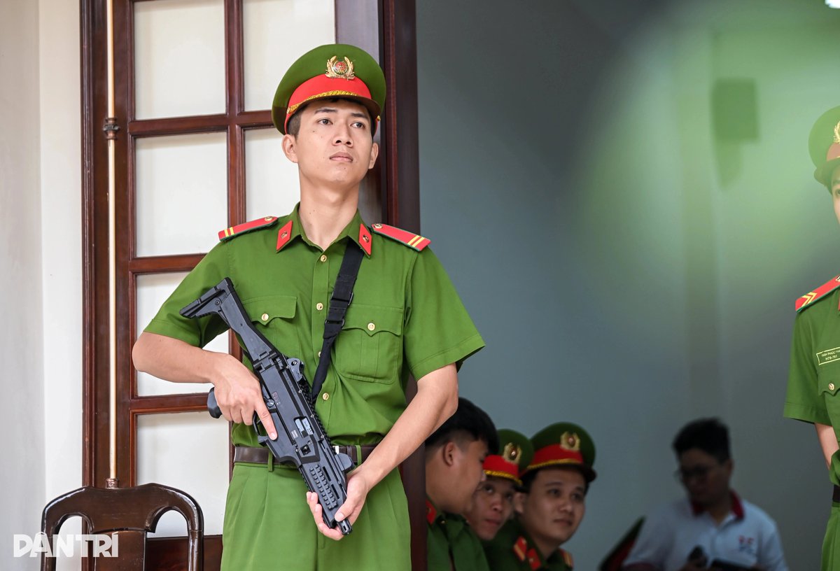 Lonely PAVN Soldier 🇻🇳 tweet media